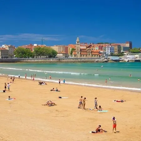 Viendo Montanas A 700m De La Playa Apartman Gijón